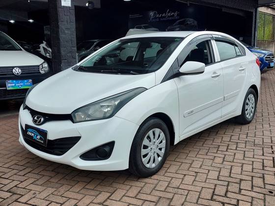 HYUNDAI HB20S 1.6 COMFORT PLUS 16V FLEX 4P MANUAL HYUNDAI HB20S 1.6 COMFORT PLUS 16V FLEX 4P MANUAL
